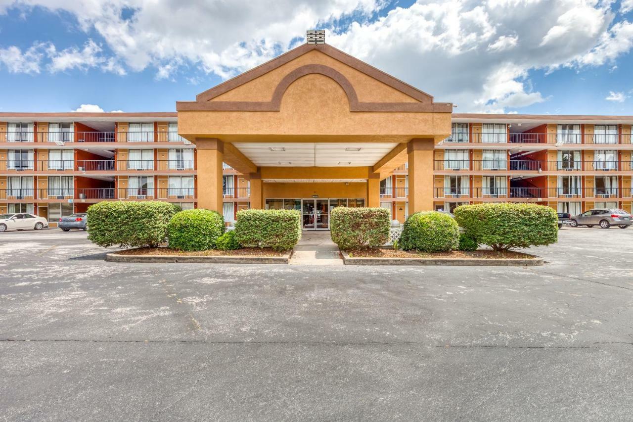Budgetel Inn & Suites Forest Park Εξωτερικό φωτογραφία